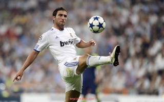 jrkan直播-火箭队2020年赛季交易记录与球员更替情况